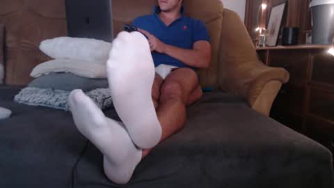 okayletschill online show from 11-16-25, 11:10