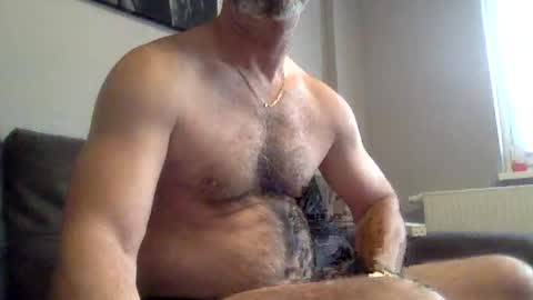 Snapshot of oktobus74 chatting on 07-22-26, 12:52 oktobus74 online show from 07-22-26, 12:52