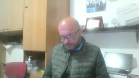 Snapshot of olak21 chatting on 11-08-25, 04:51 olak21 online show from 11-08-25, 04:51