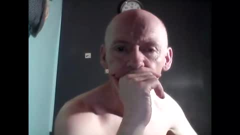 oldbuthorny62 online show from 03-03-25, 01:53