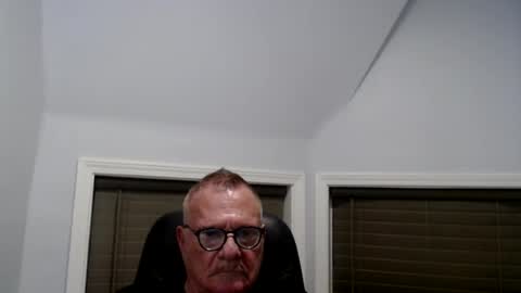 oldguybigd online show from 08-01-26, 04:12