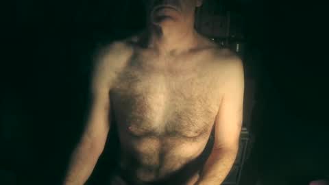 Snapshot of oldhairybastard chatting on 01-06-25, 05:52 oldhairybastard online show from 01-06-25, 05:52