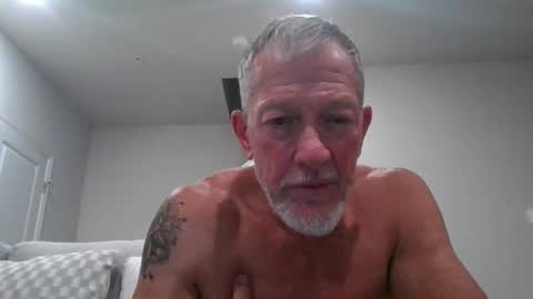 Snapshot of oldmanmeataz chatting on 05-16-26, 02:19 oldmanmeataz online show from 05-16-26, 02:19