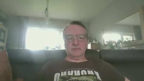 oldtimer160162493 online show from 05-15-26, 12:45