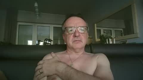 oldtimer160162493 online show from 05-22-26, 05:40