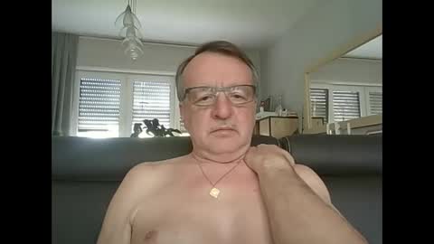 oldtimer160162493 online show from 06-01-26, 11:56
