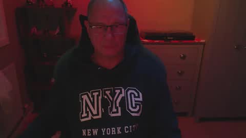 Snapshot of oldveteranuk chatting on 11-29-25, 07:11 oldveteranuk online show from 11-29-25, 07:11