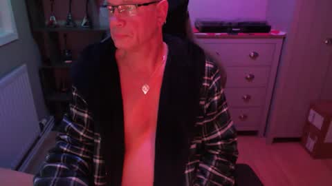 Snapshot of oldveteranuk chatting on 03-02-26, 05:41 oldveteranuk online show from 03-02-26, 05:41