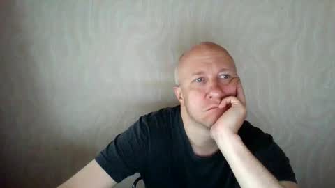 Snapshot of oleg365 chatting on 05-14-26, 06:09 figaro online show from 05-14-26, 06:09