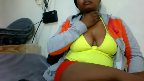 Snapshot of olgaaldy chatting on 06-11-26, 10:19 olgaaldy online show from 06-11-26, 10:19