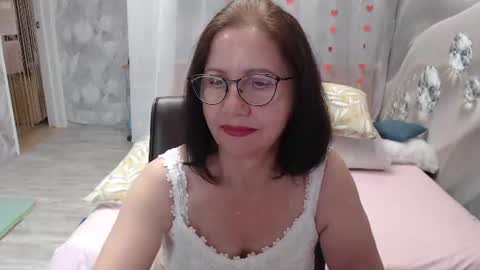 OlgaHottie online show from 06-30-26, 12:00