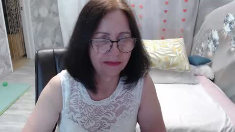 OlgaHottie online show from 07-12-26, 12:01