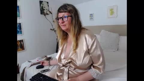 Olga Pavlova online show from 05-16-26, 01:10