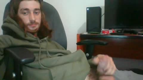 Snapshot of oliboy34 chatting on 06-20-26, 01:09 oliboy34 online show from 06-20-26, 01:09