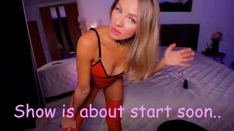 oliva_candy online show from 12-20-25, 09:22