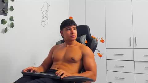 Oliver bray online show from 02-13-26, 03:24