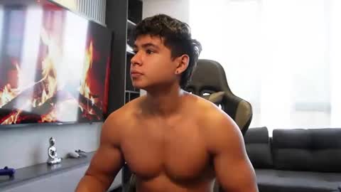 Oliver bray online show from 04-10-26, 02:22