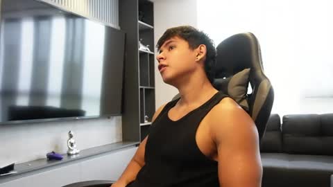 Oliver bray online show from 04-18-26, 05:28