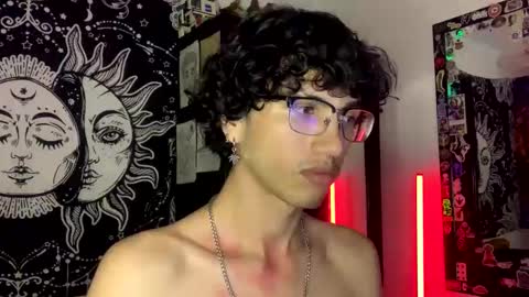 Oliver fast online show from 11-25-25, 06:13