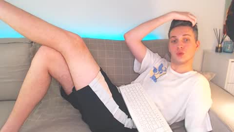 Oliver online show from 01-29-25, 09:28