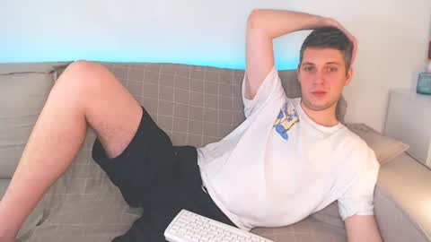 Oliver online show from 02-10-25, 11:36