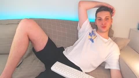 Oliver online show from 03-02-25, 05:58