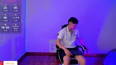 oliveeer online show from 01-10-26, 06:42