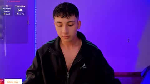 oliveeer online show from 01-11-26, 08:25