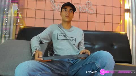 Snapshot of oliver_mejia chatting on 02-10-25, 01:46 THE MONSTER COCK OLIVER online show from 02-10-25, 01:46