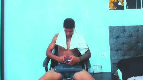 Snapshot of oliver_smith_2 chatting on 09-08-25, 05:23 oliver_smith_2 online show from 09-08-25, 05:23