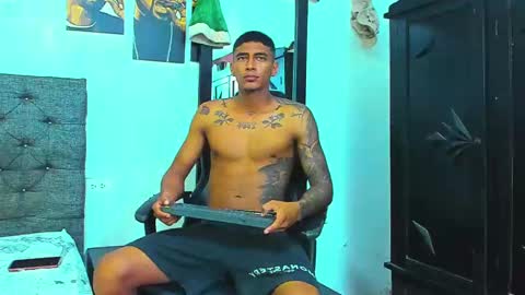 Snapshot of oliver_smith_2 chatting on 11-10-25, 03:00 oliver_smith_2 online show from 11-10-25, 03:00