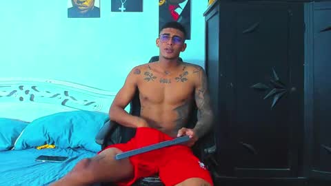 oliver_smith_2 online show from 05-26-26, 04:03