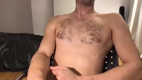 oliverbisbis1 online show from 10-02-25, 11:34