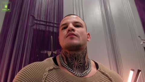 Snapshot of oliversport chatting on 12-21-24, 03:31 OliverSport online show from 12-21-24, 03:31