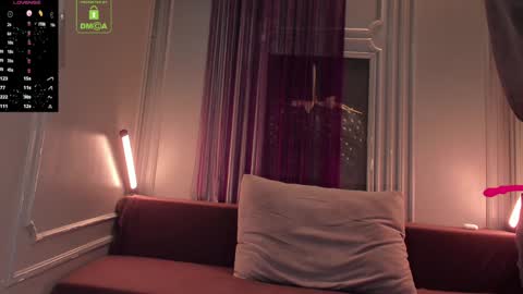 Snapshot of oliversport chatting on 01-28-25, 06:17 OliverSport online show from 01-28-25, 06:17