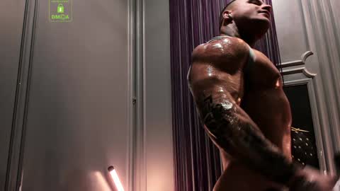 Snapshot of oliversport chatting on 01-31-25, 03:55 OliverSport online show from 01-31-25, 03:55