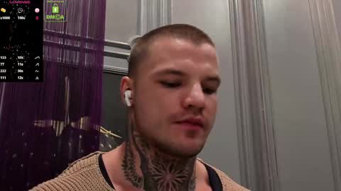 Snapshot of oliversport chatting on 03-02-25, 10:35 OliverSport online show from 03-02-25, 10:35