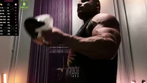 Snapshot of oliversport chatting on 03-06-25, 03:45 OliverSport online show from 03-06-25, 03:45