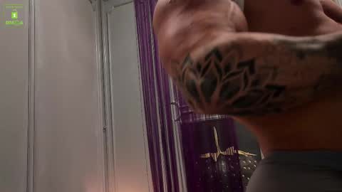 Snapshot of oliversport chatting on 09-18-25, 10:50 OliverSport online show from 09-18-25, 10:50