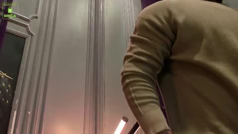 Snapshot of oliversport chatting on 09-25-25, 03:38 OliverSport online show from 09-25-25, 03:38