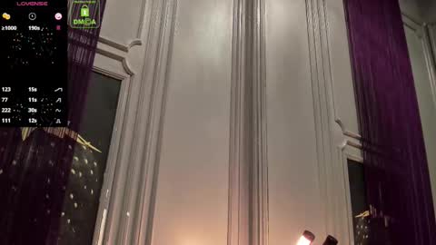 Snapshot of oliversport chatting on 09-26-25, 10:41 OliverSport online show from 09-26-25, 10:41