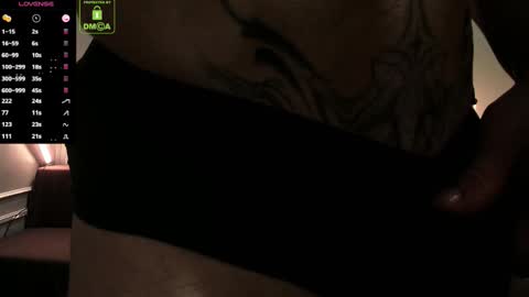 Snapshot of oliversport chatting on 11-11-25, 03:45 OliverSport online show from 11-11-25, 03:45