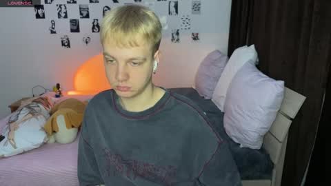 oliver online show from 10-24-25, 02:57