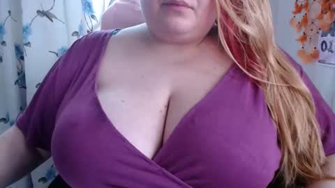 Olivia Gold online show from 12-07-24, 08:11