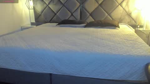 Olivia online show from 03-14-26, 04:45