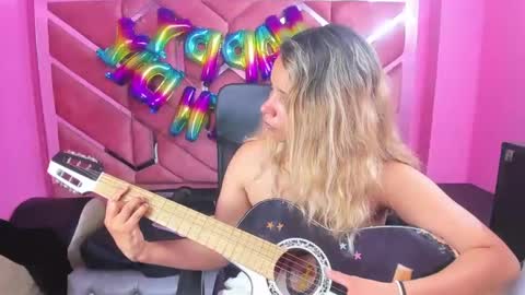  OLIVIA  online show from 02-05-25, 09:36