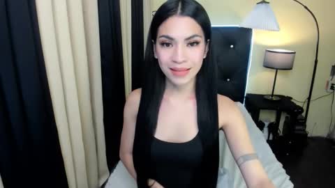 Snapshot of olivia_hotcummer chatting on 11-06-25, 02:34 olivia_hotcummer online show from 11-06-25, 02:34