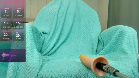 Olivia Hi guys Follow me  online show from 06-09-26, 12:11