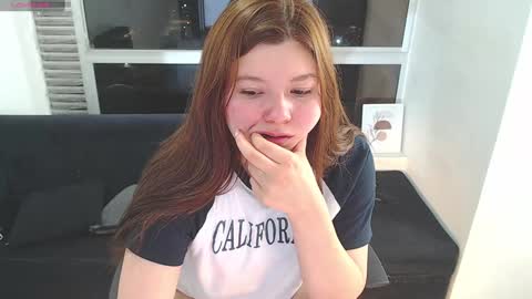 olivia_martine online show from 01-11-25, 06:03