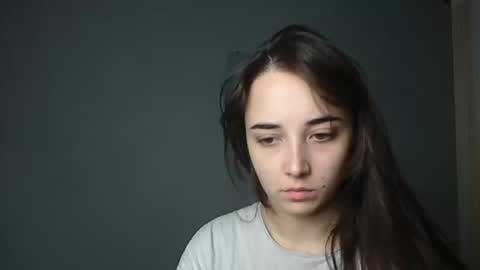 Olivia online show from 11-10-25, 01:43